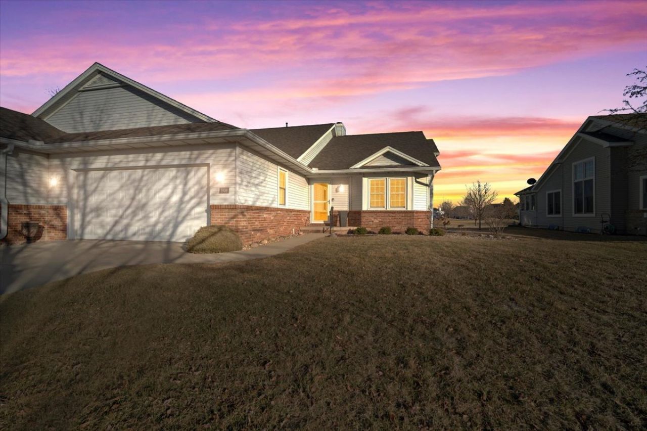 1908 Deer Cove Cc Court, Normal, IL 61761 Main Photo