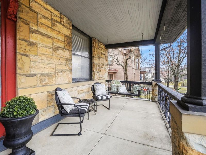 3852 Dakota Avenue, Cincinnati, OH 45229 Photo 3