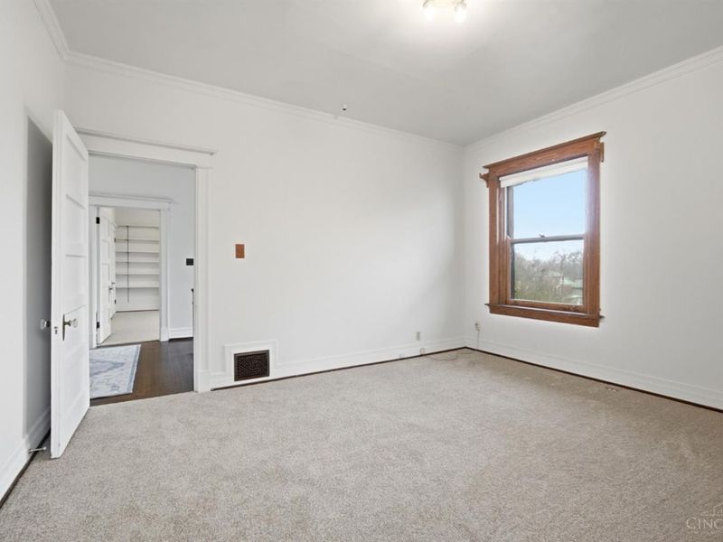 3852 Dakota Avenue, Cincinnati, OH 45229 Photo 45