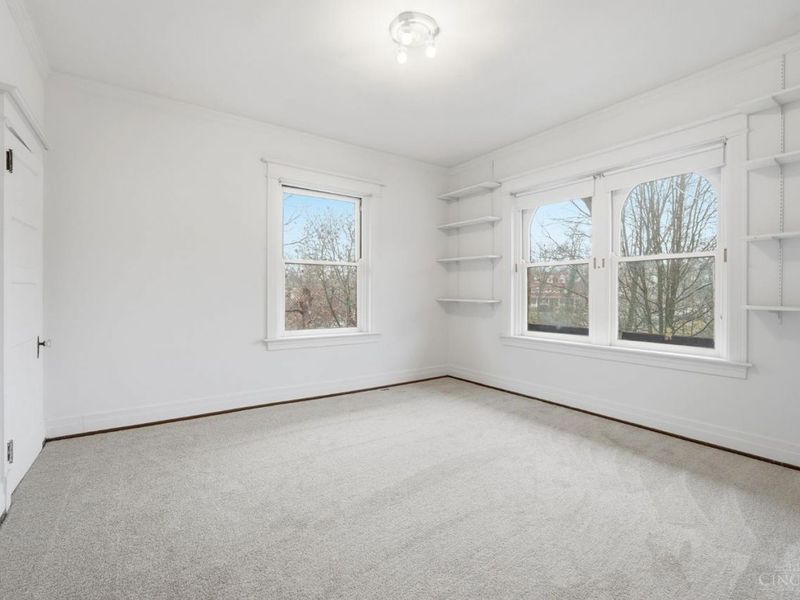 3852 Dakota Avenue, Cincinnati, OH 45229 Photo 47