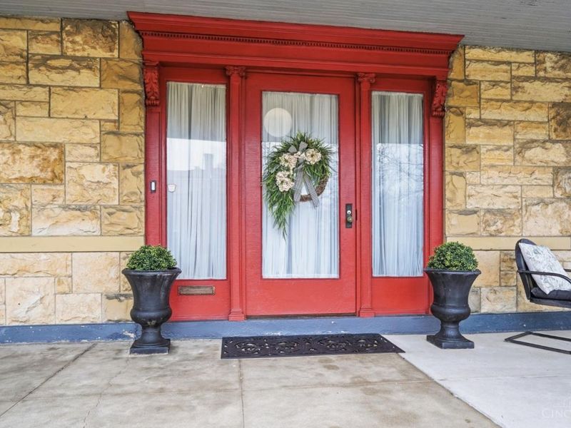 3852 Dakota Avenue, Cincinnati, OH 45229 Photo 6