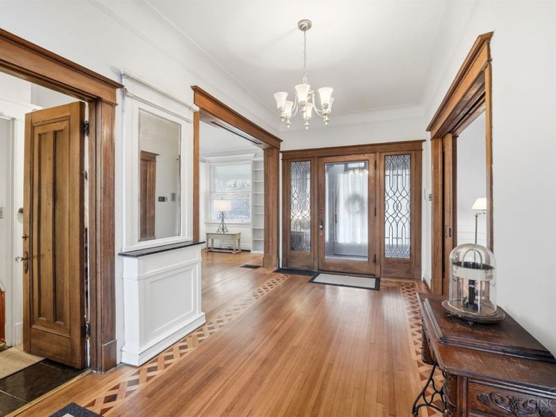 3852 Dakota Avenue, Cincinnati, OH 45229 Photo 9