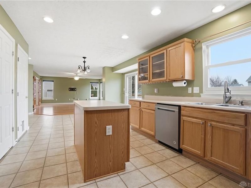 122 Springhouse Drive, Englewood, OH 45322 Photo 26