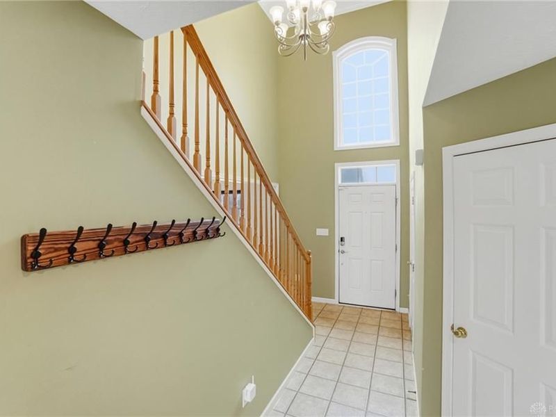 122 Springhouse Drive, Englewood, OH 45322 Photo 7