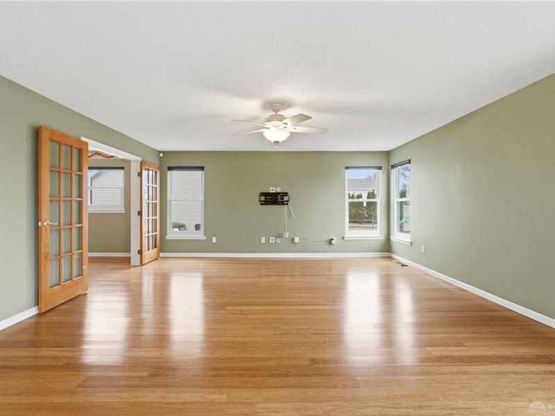 122 Springhouse Drive, Englewood, OH 45322 Photo 9