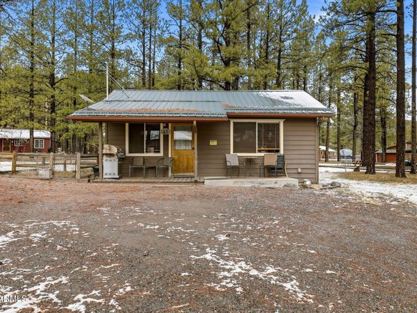 41 N MAIN Street, Greer, AZ 85927