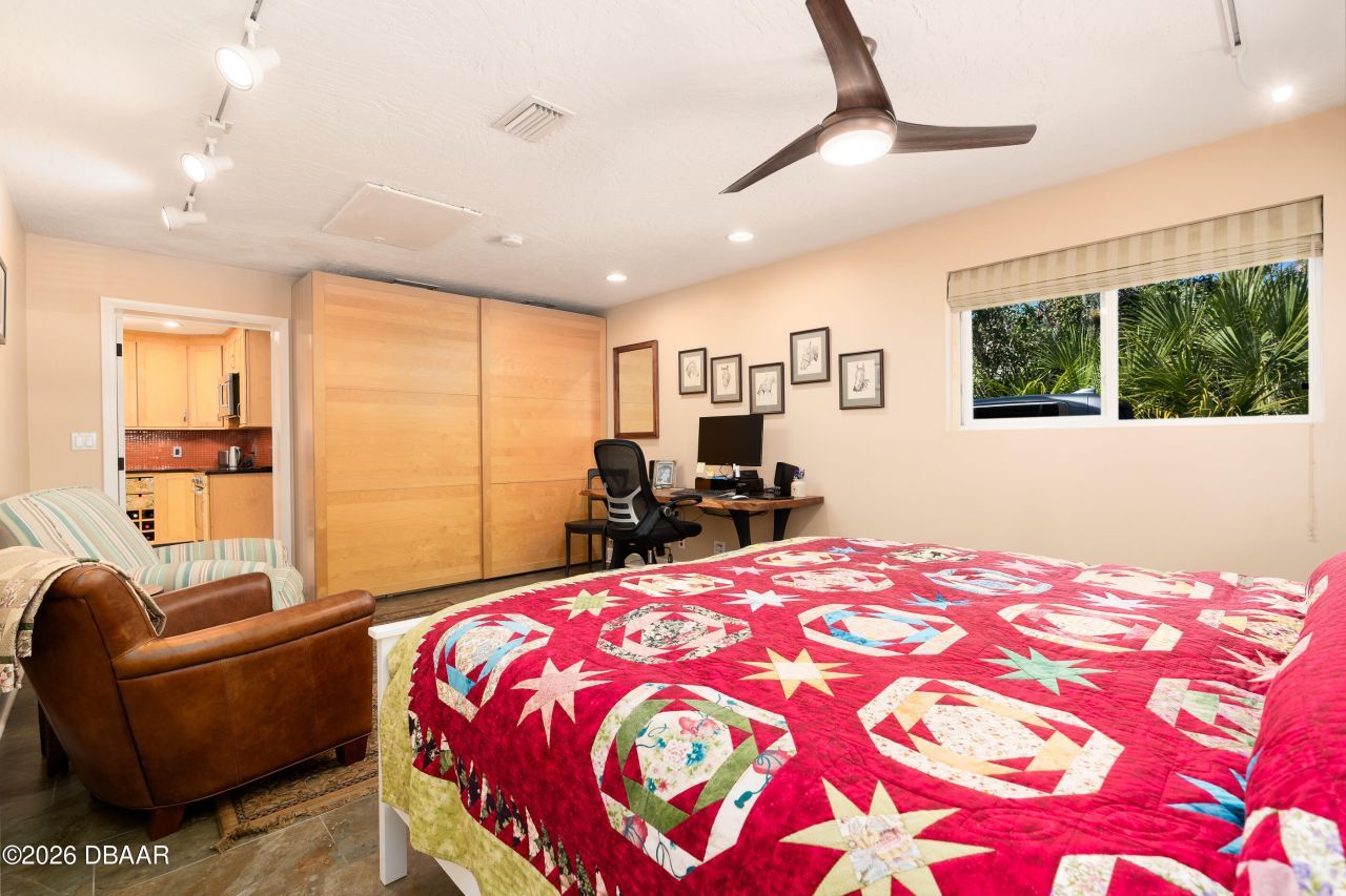 1104 S Riverside Drive, Edgewater, FL 32132 Photo