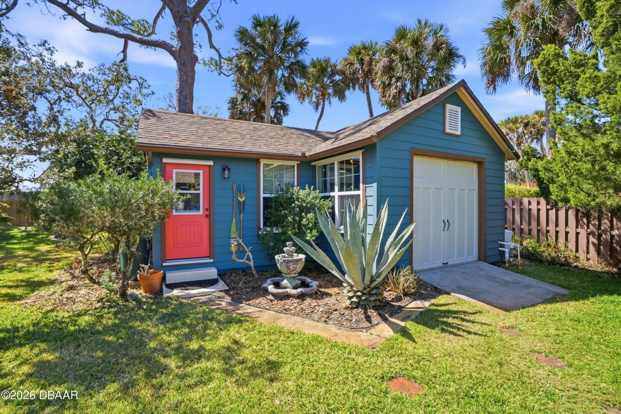 1104 S Riverside Drive, Edgewater, FL 32132 Photo