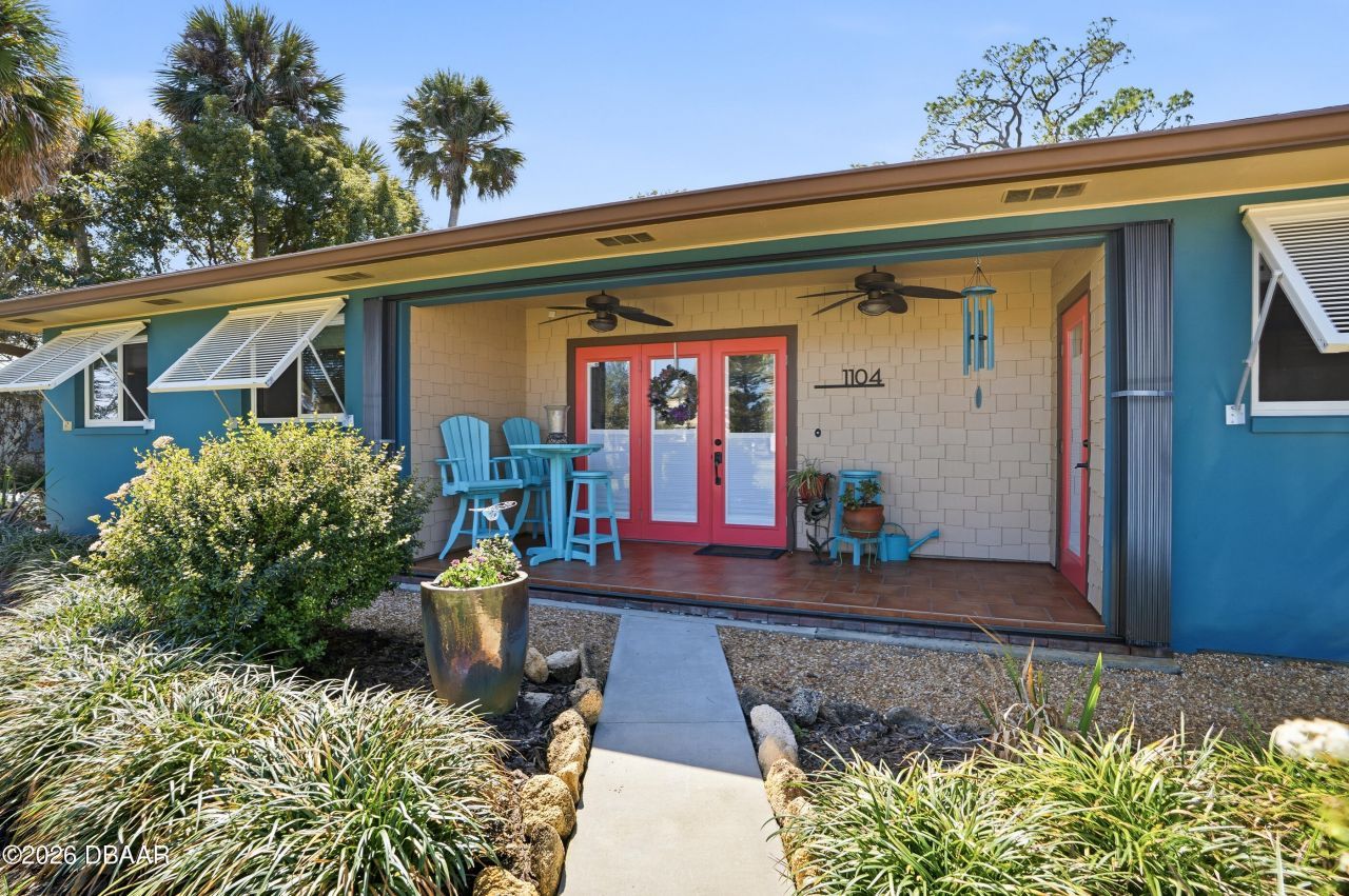 1104 S Riverside Drive, Edgewater, FL 32132 Photo