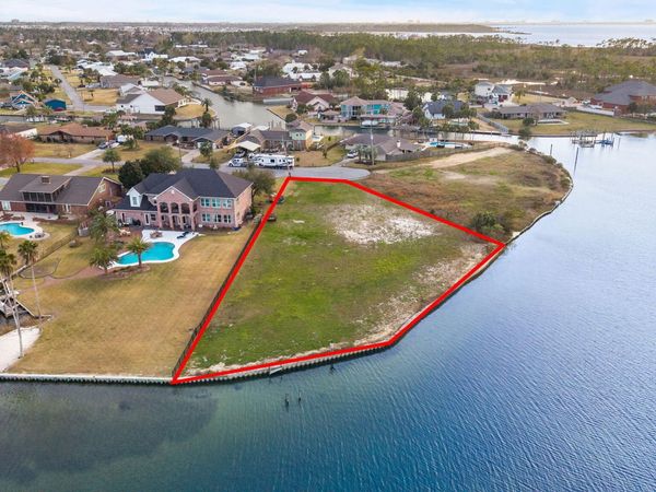 4740 Baywood Drive, Lynn Haven, FL 32444