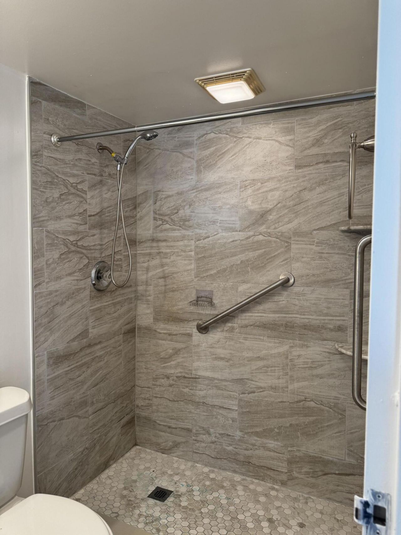 103 Saxony C, Delray Beach, FL 33446 Photo