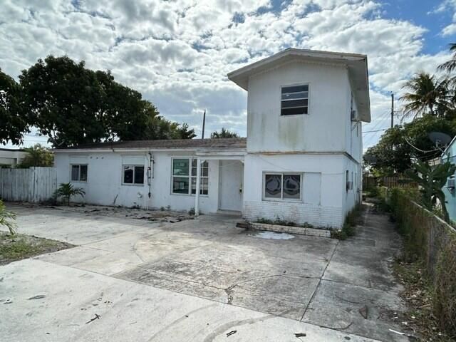 2000 Longwood Road, West Palm Beach, FL 33409 Photo