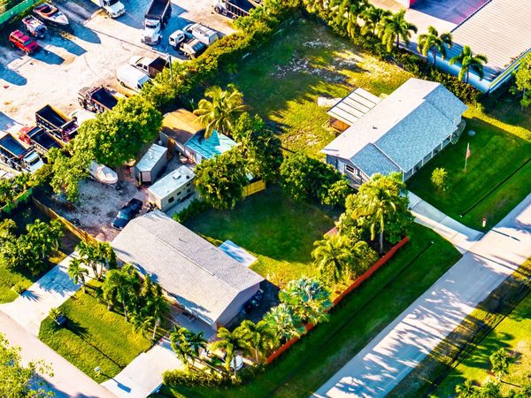 1892 SW Biltmore Street, Port Saint Lucie, FL 34984