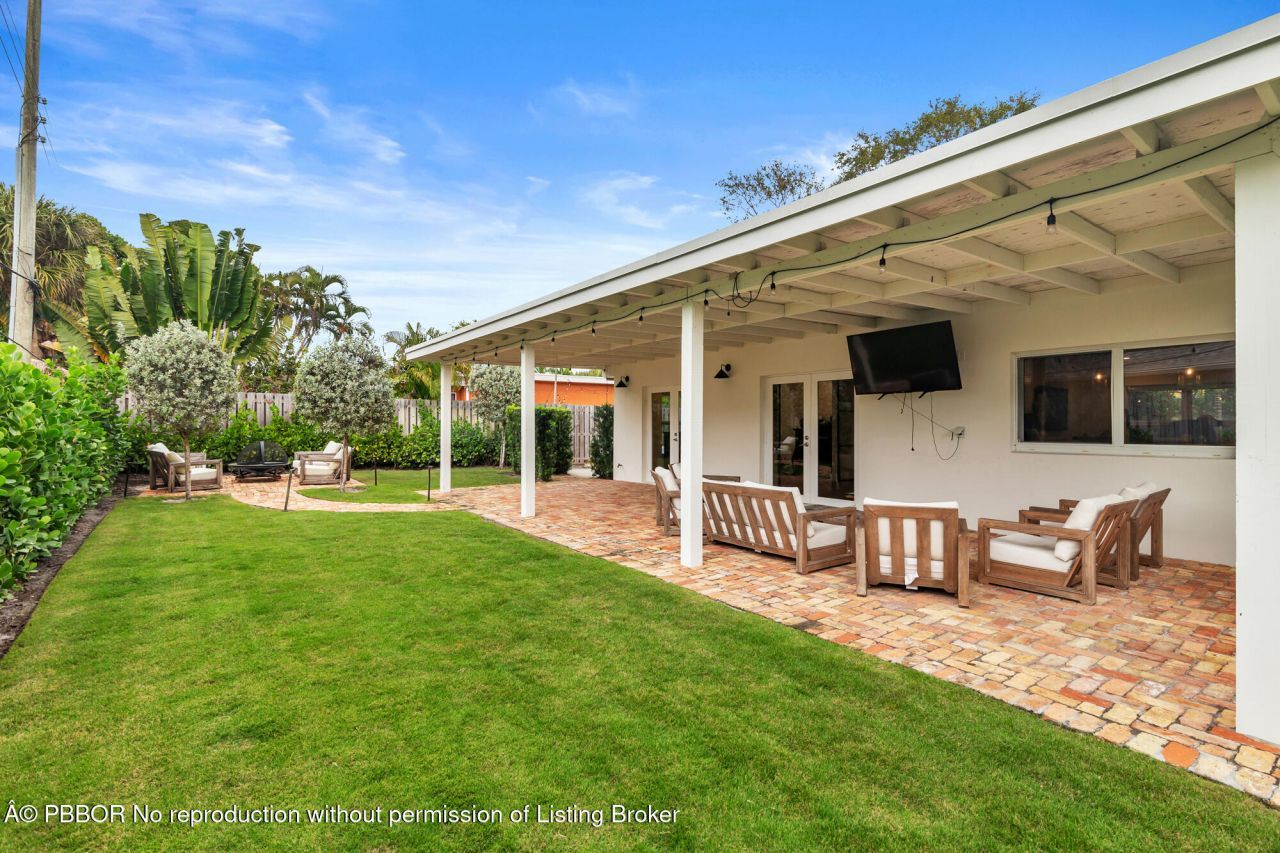 7521 Edgewater Circle, Lake Clarke Shores, FL 33406 Photo