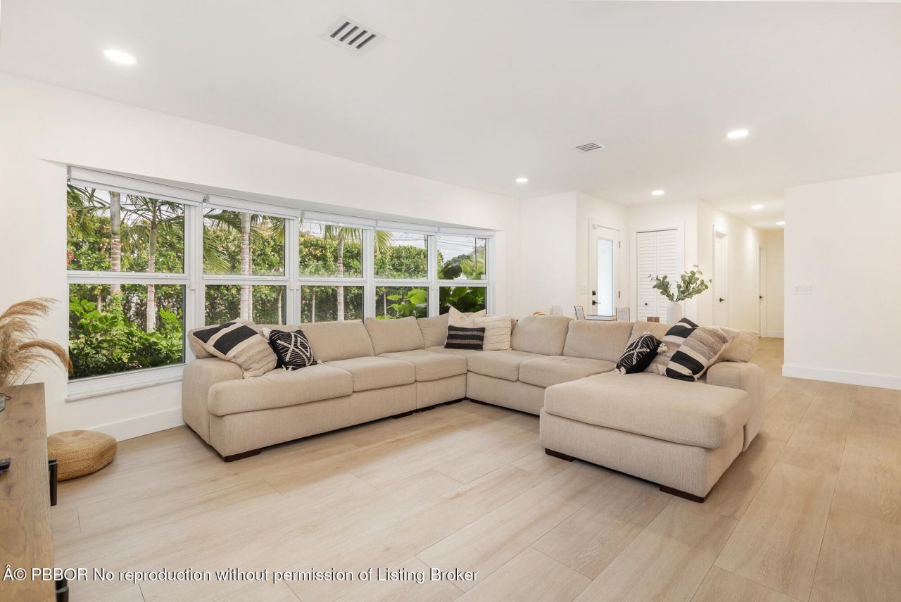 7521 Edgewater Circle, Lake Clarke Shores, FL 33406 Photo