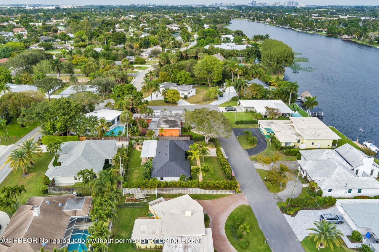 7521 Edgewater Circle, Lake Clarke Shores, FL 33406 Photo