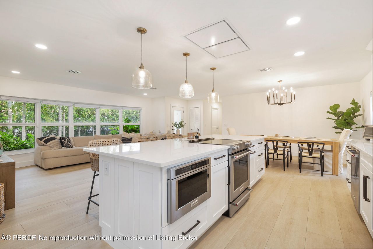 7521 Edgewater Circle, Lake Clarke Shores, FL 33406 Photo