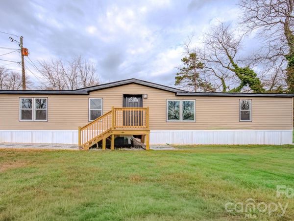 8 Teal Lane , Candler, NC 28715