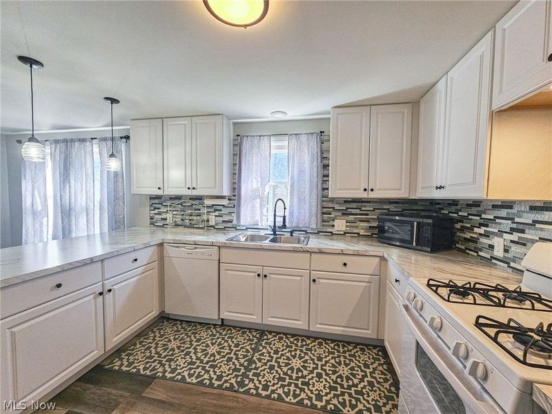 1054 Runge Avenue, Struthers, OH 44471 Photo 11