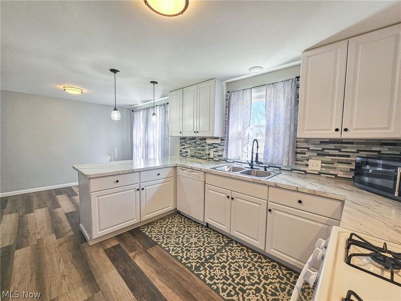 1054 Runge Avenue, Struthers, OH 44471 Photo 12