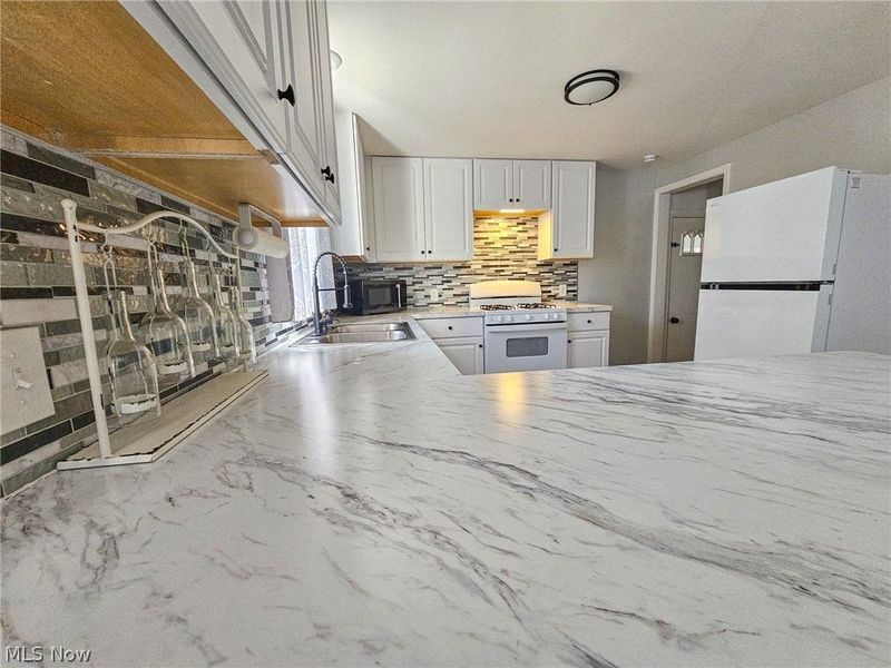 1054 Runge Avenue, Struthers, OH 44471 Photo 13