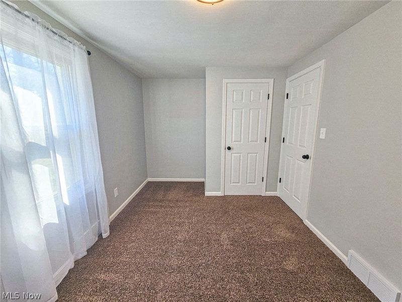 1054 Runge Avenue, Struthers, OH 44471 Photo 15