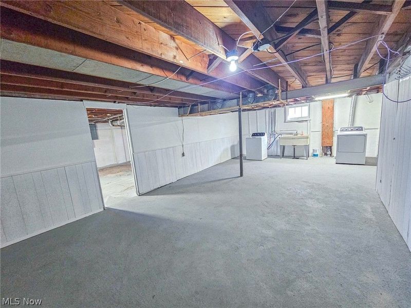 1054 Runge Avenue, Struthers, OH 44471 Photo 22