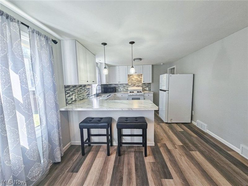 1054 Runge Avenue, Struthers, OH 44471 Photo 9