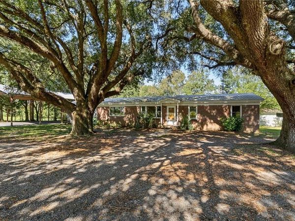 23747 County Road 64 , Robertsdale, AL 36567