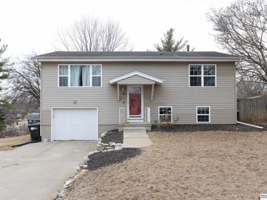 9515 Spencer Street , Omaha, NE 68134