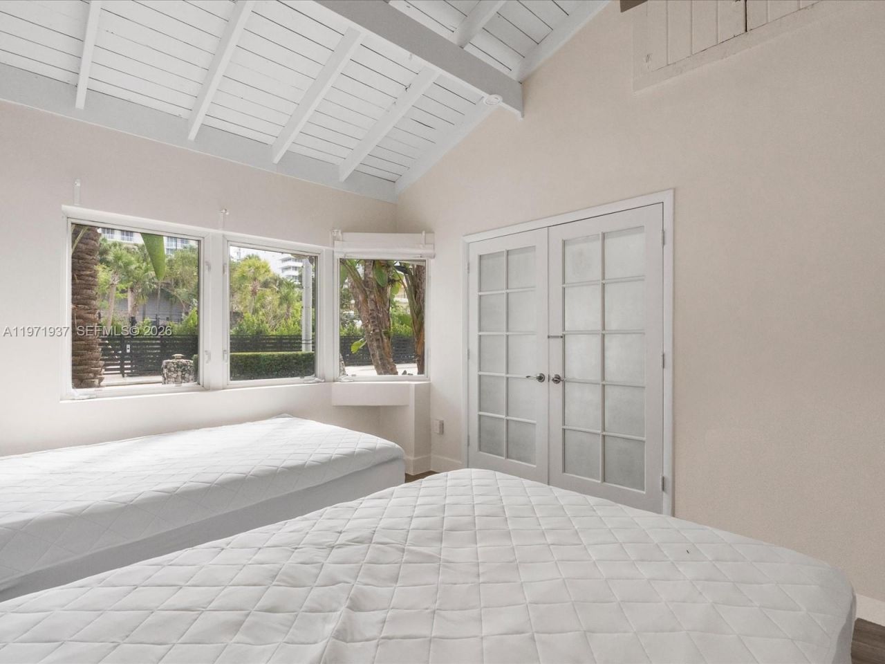 8934 Harding Ave , Surfside, FL 33154 Photo