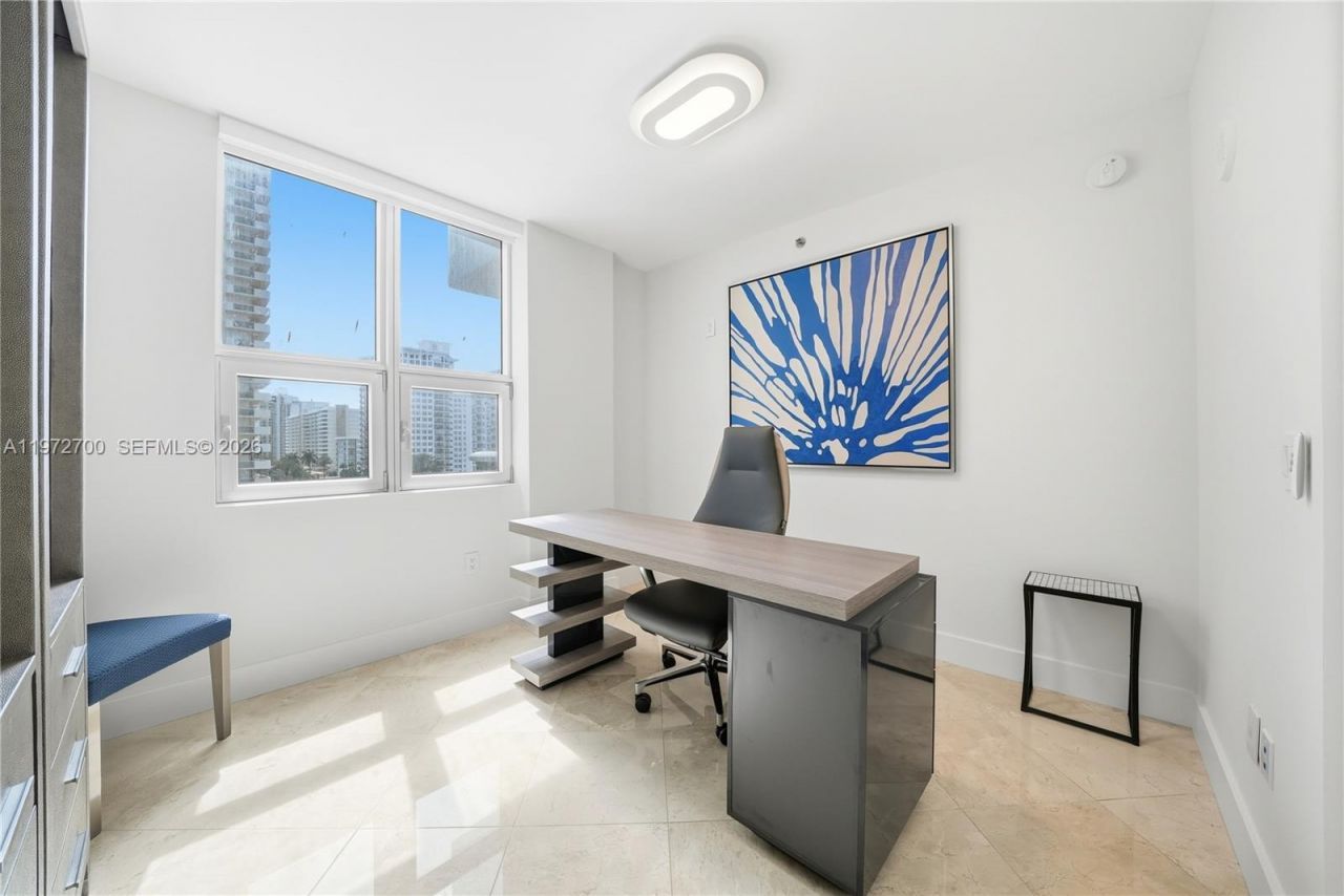 5801 Collins Ave , Unit 700, Miami Beach, FL 33140 Photo