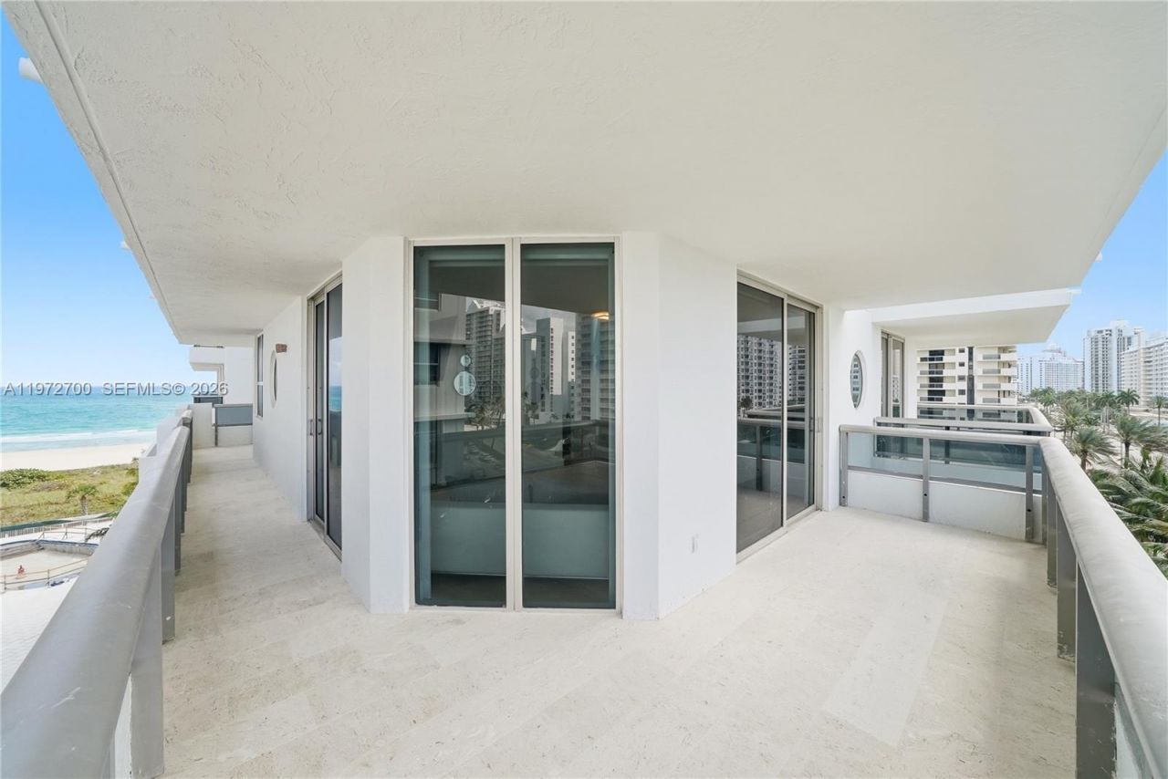 5801 Collins Ave , Unit 700, Miami Beach, FL 33140 Photo