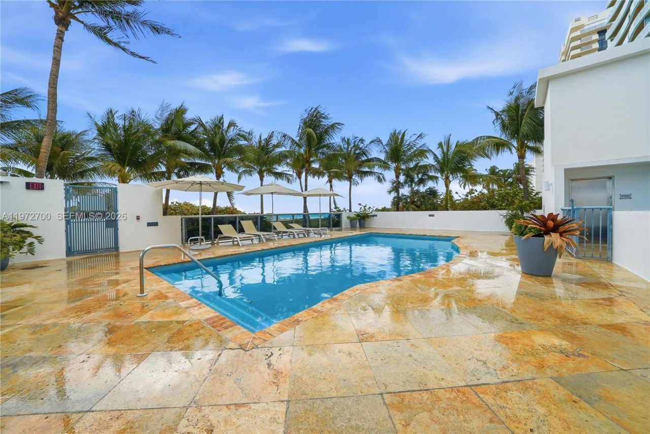 5801 Collins Ave , Unit 700, Miami Beach, FL 33140 Photo