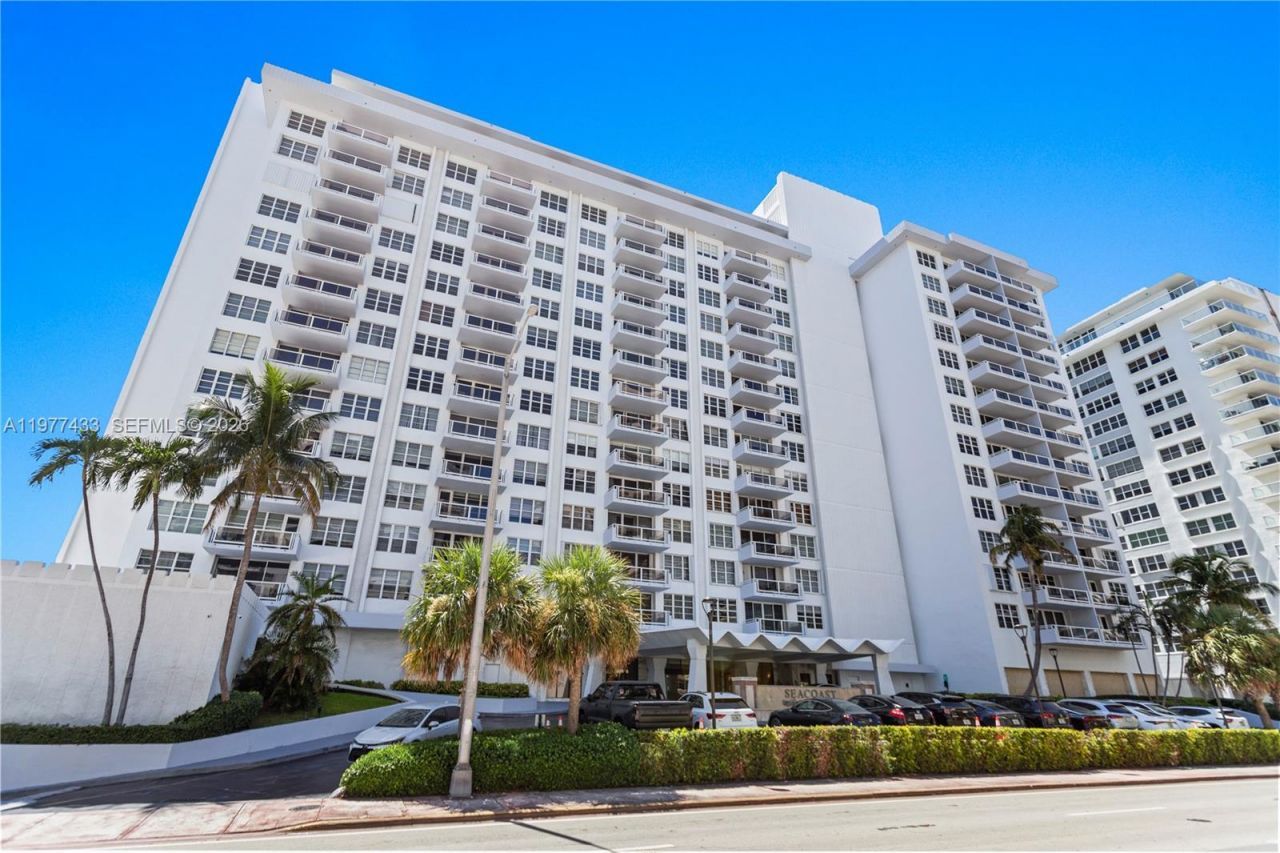 5700 Collins Ave , Unit 3A, Miami Beach, FL 33140 Photo