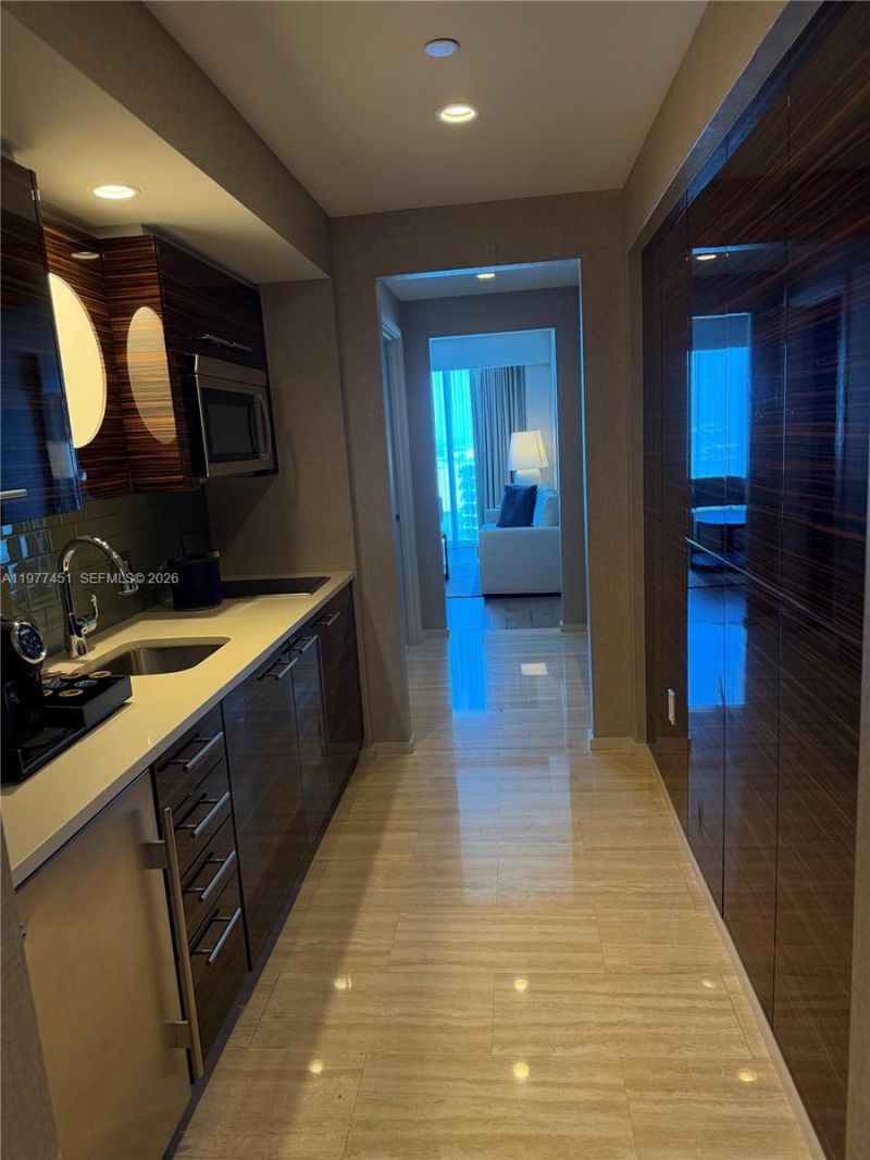 551 N Fort Lauderdale Beach Blvd, Unit R2201, Fort Lauderdale, FL 33304 Photo