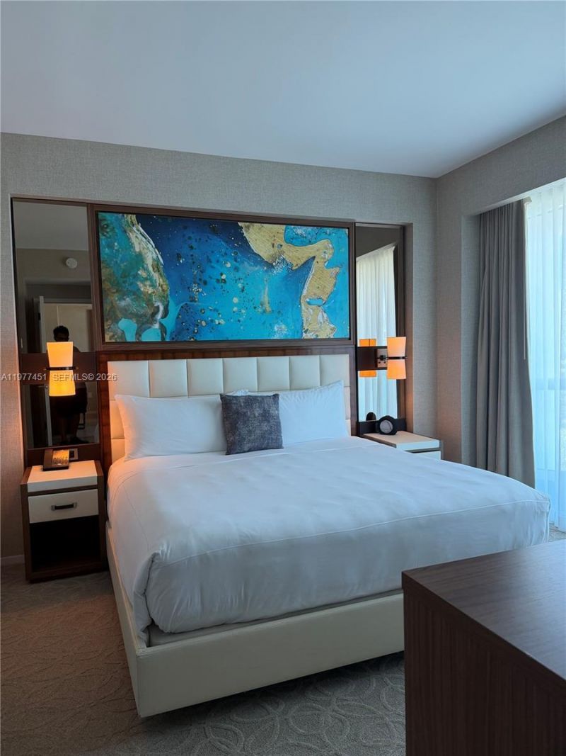 551 N Fort Lauderdale Beach Blvd, Unit R2201, Fort Lauderdale, FL 33304 Photo