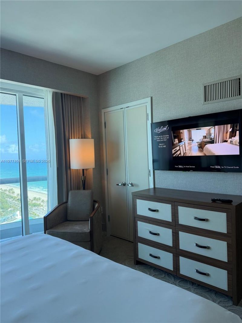 551 N Fort Lauderdale Beach Blvd, Unit R2201, Fort Lauderdale, FL 33304 Photo