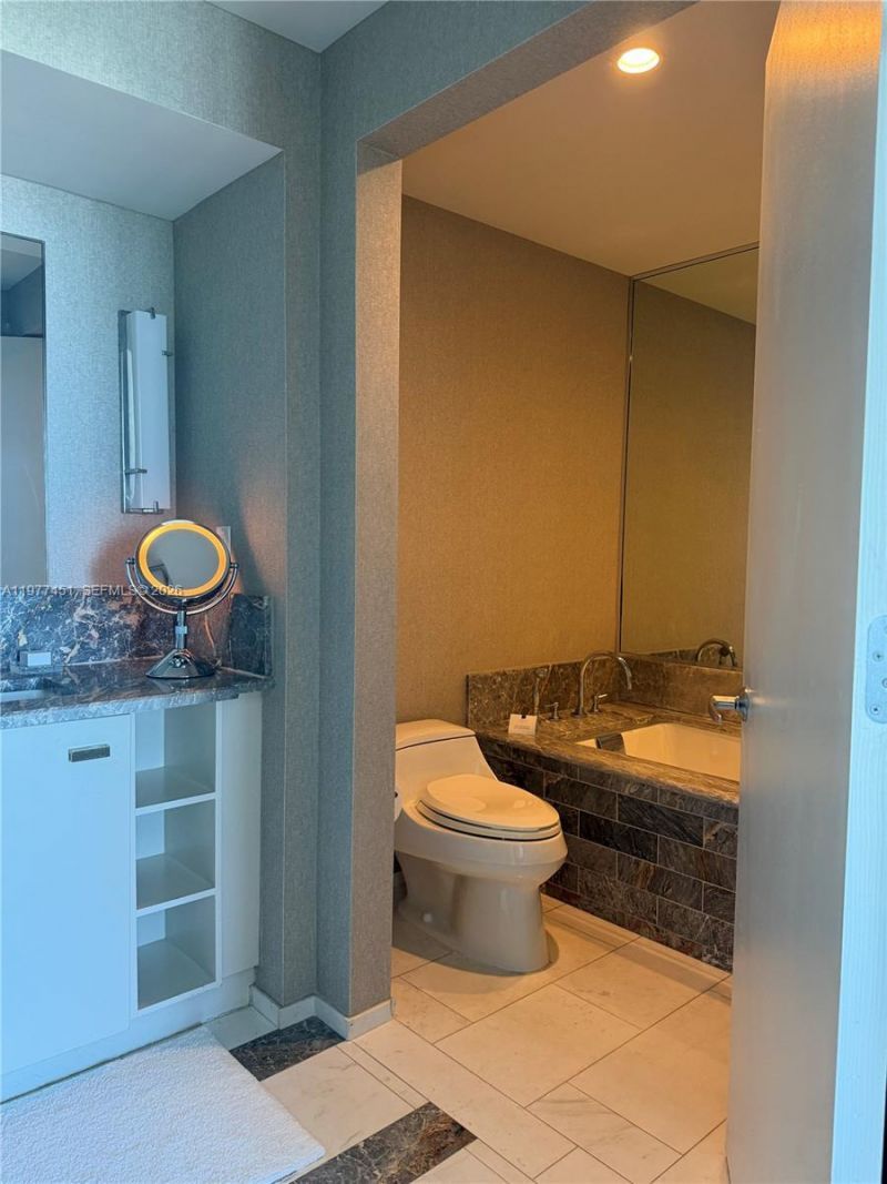 551 N Fort Lauderdale Beach Blvd, Unit R2201, Fort Lauderdale, FL 33304 Photo