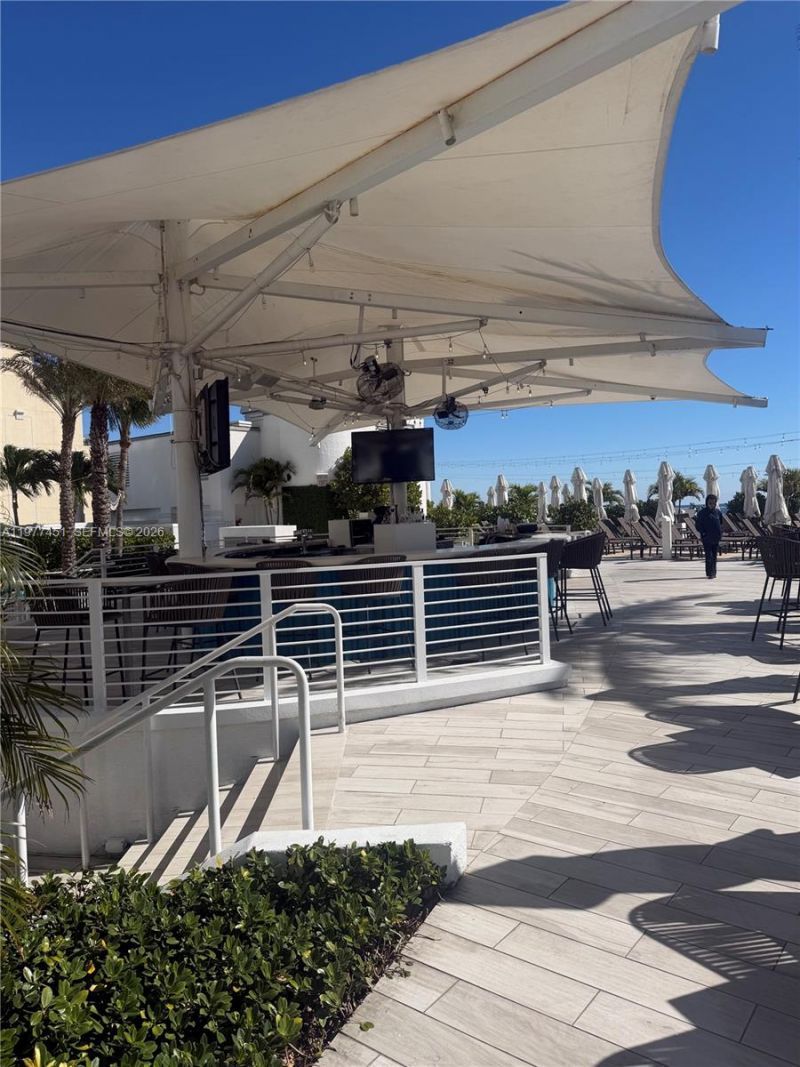 551 N Fort Lauderdale Beach Blvd, Unit R2201, Fort Lauderdale, FL 33304 Photo