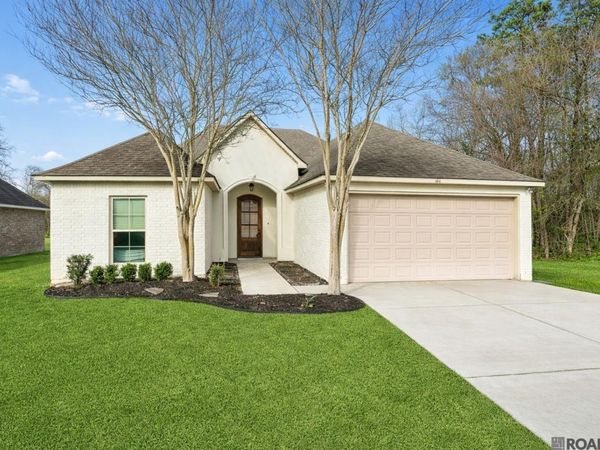 104 Coquille Dr, Madisonville, LA 70447