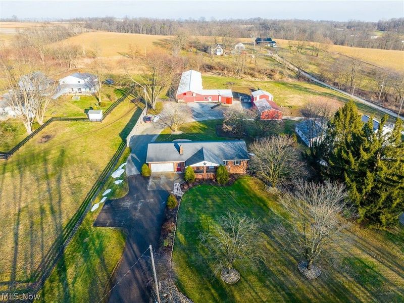 9718 James Road , Fredericksburg, OH 44627 Photo 2