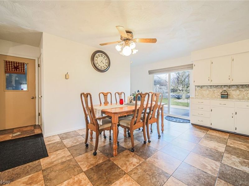 9718 James Road , Fredericksburg, OH 44627 Photo 9