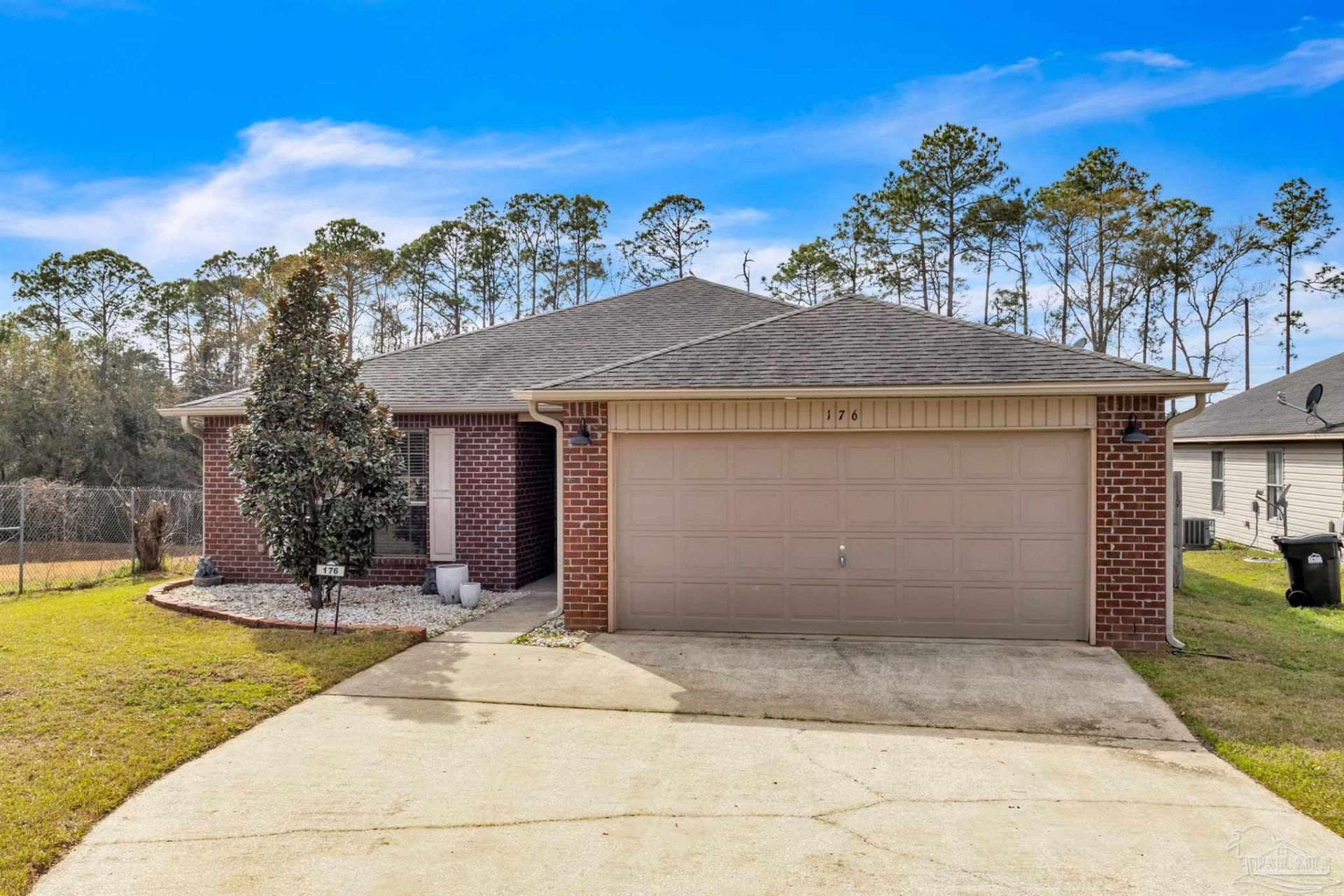 176 Millet Cir, Gonzalez, FL 32533 Main Photo