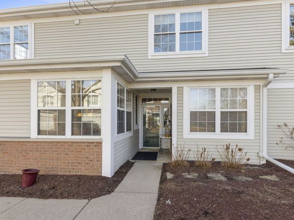 32006 MILLARD Circle , Warrenville, IL 60555