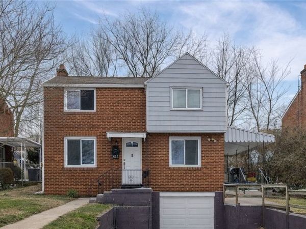 811 Clonmel St, Duquesne, PA 15110