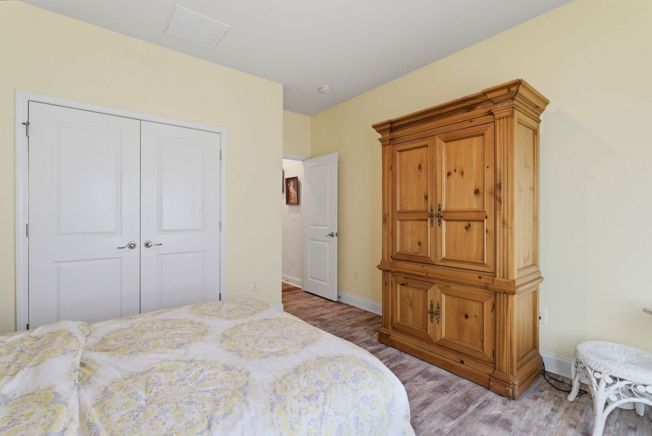 5306 Abbey Park Loop Photo 23