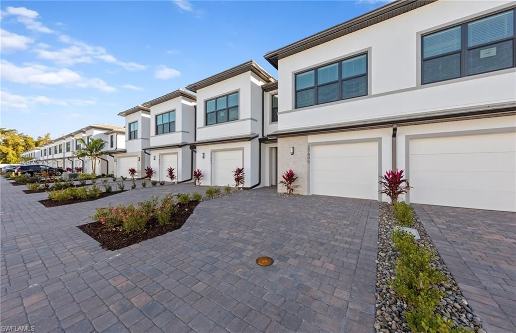 27899 Radiant Ct, Bonita Springs, FL 34135 Photo