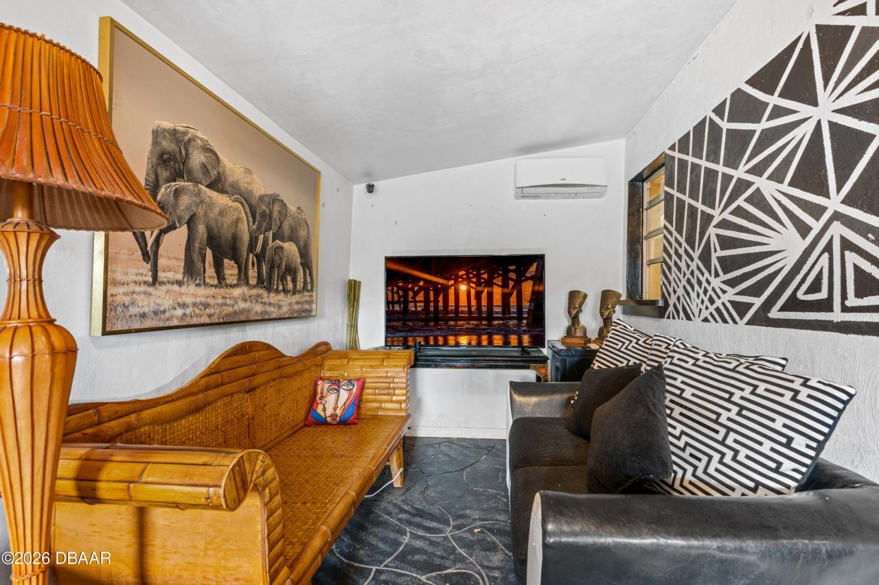 808 Kathy Street, Daytona Beach, FL 32114 Photo