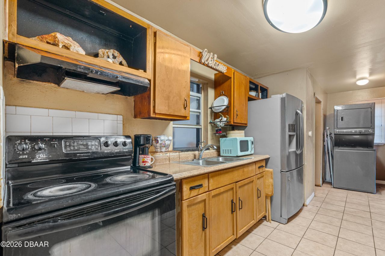 808 Kathy Street, Daytona Beach, FL 32114 Photo